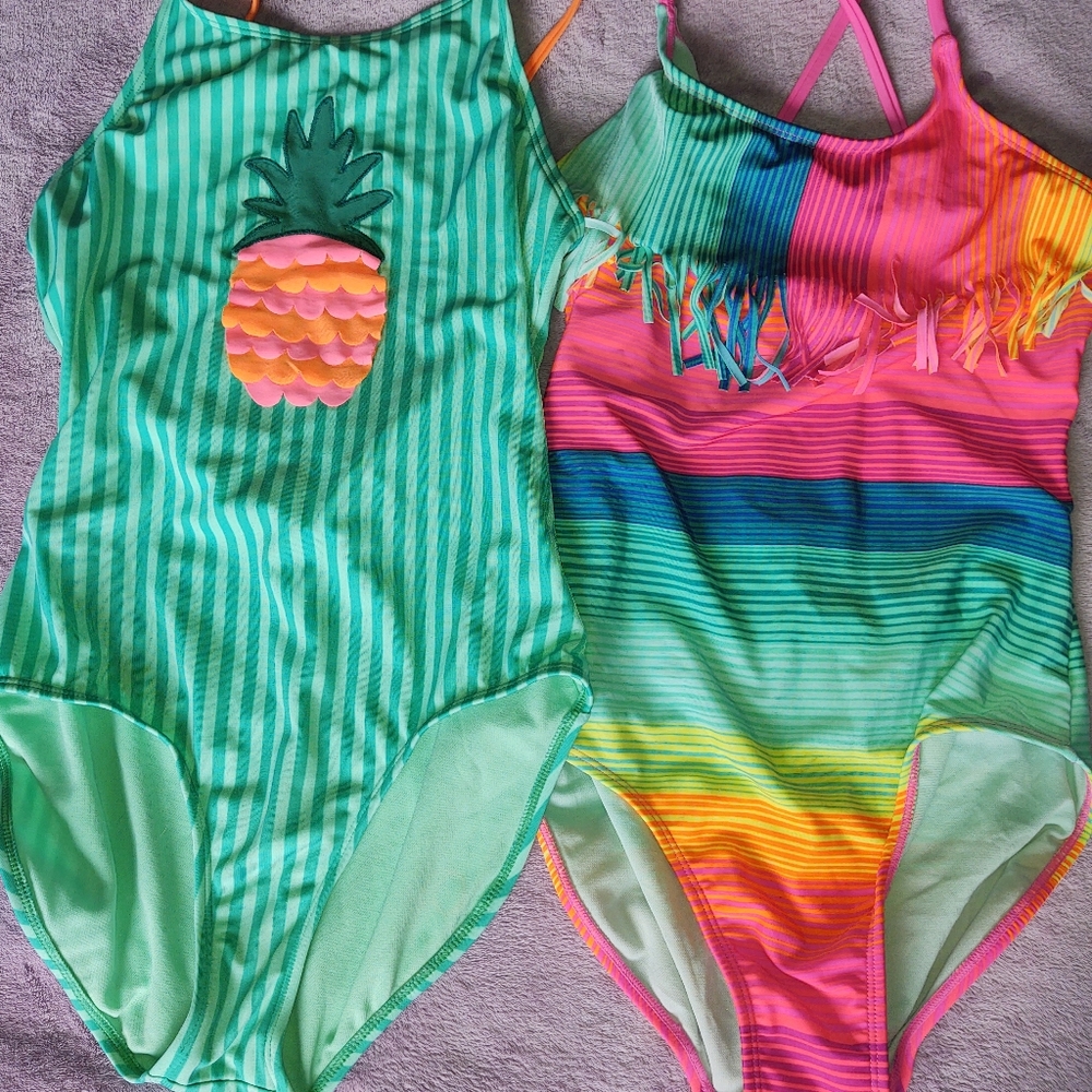 Cat and Jack 1 piece swimsuit bundle